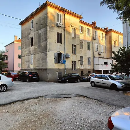 Bobo 2 One Bedroom *